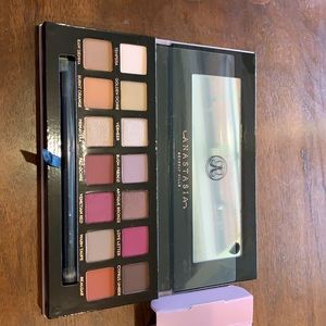 Anastasia Renaissance Eyeshadow Pallette